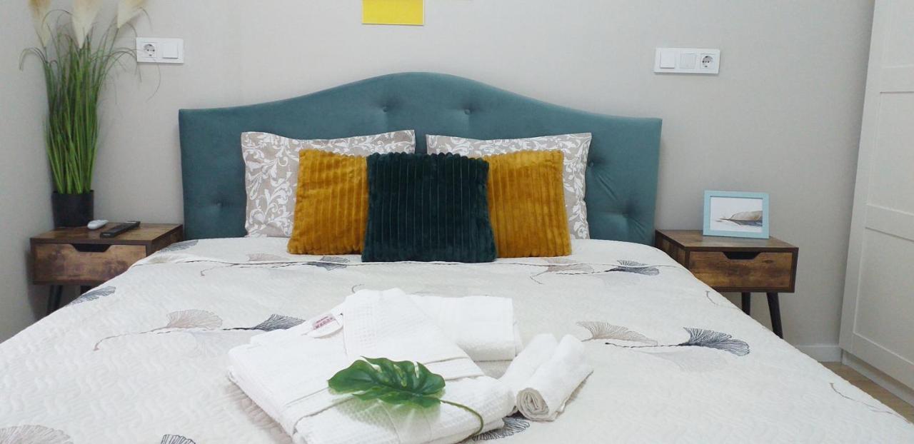 Sunshine - New & Quiet 1Br Apt, Business Area, Close To Airport, Highway A3, Subway Bucarest Exterior foto